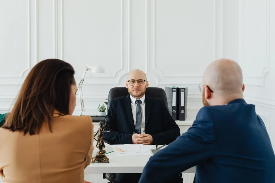 Columbus lawyer meeting with clients - columbus immigration lawyer Columbus lawyer meeting with clients - columbus immigration lawyer